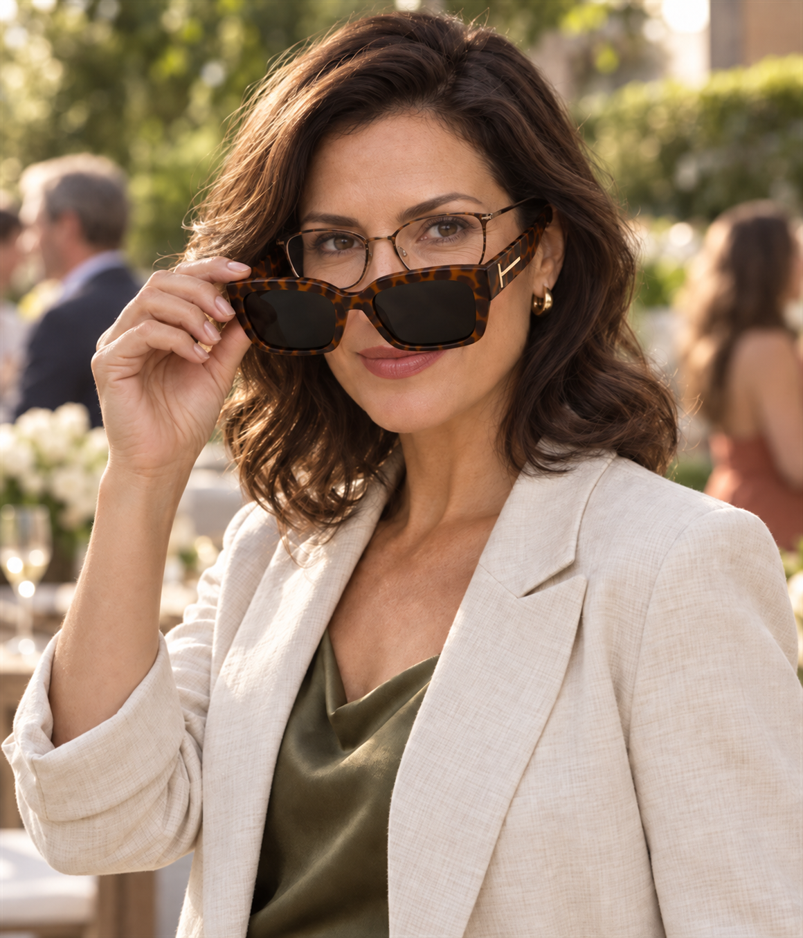 Gavezo Dahlia – Fit Over Sunglasses for Women with UV Protection